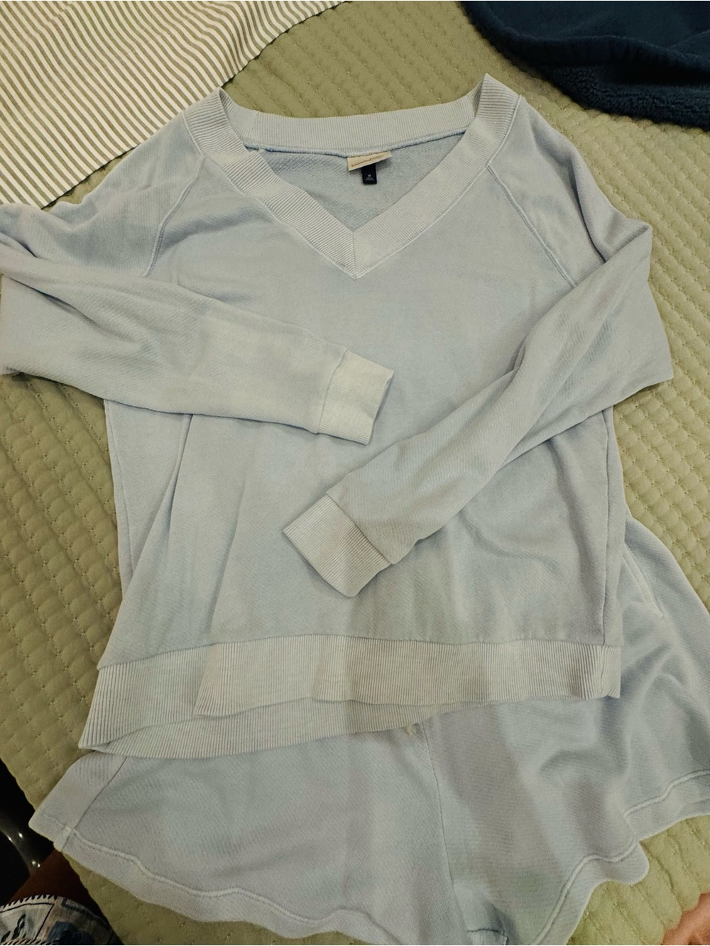 Universal Thread Light Blue V-Neck Pullover Sweater and shorts